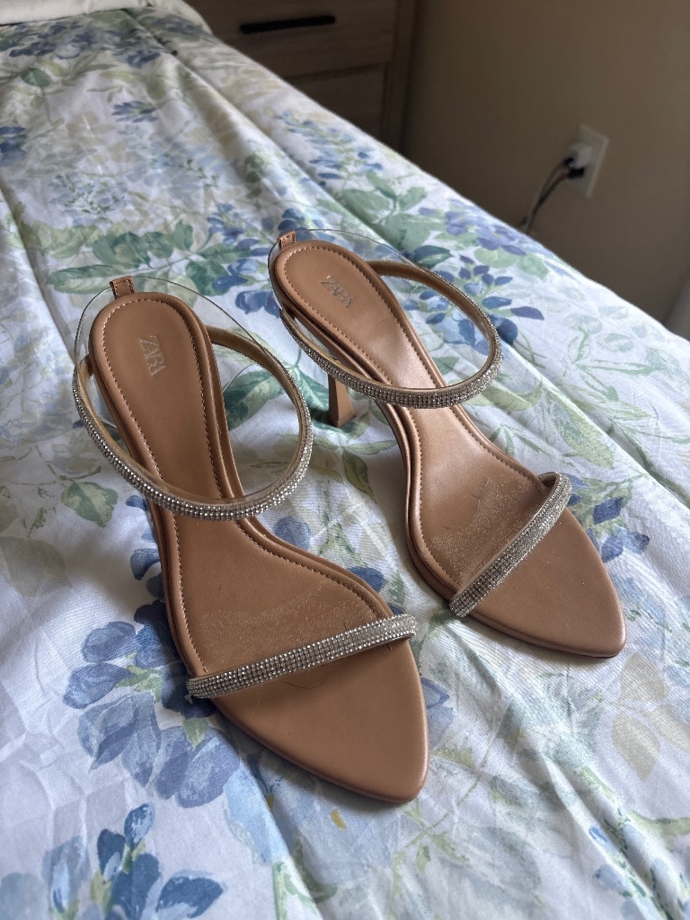 New Zara diamontee heels size 9